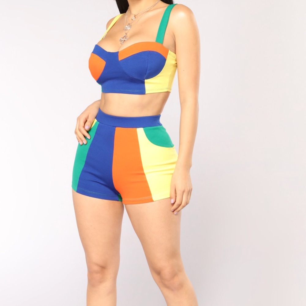 Two piece color block set